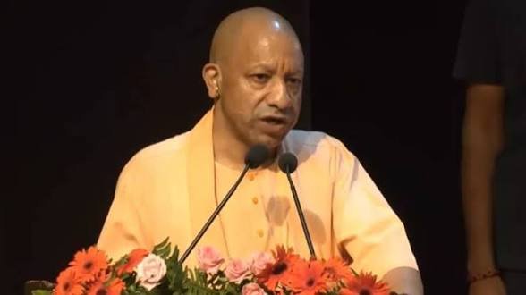 chief-minister-yogi-laid-the-f