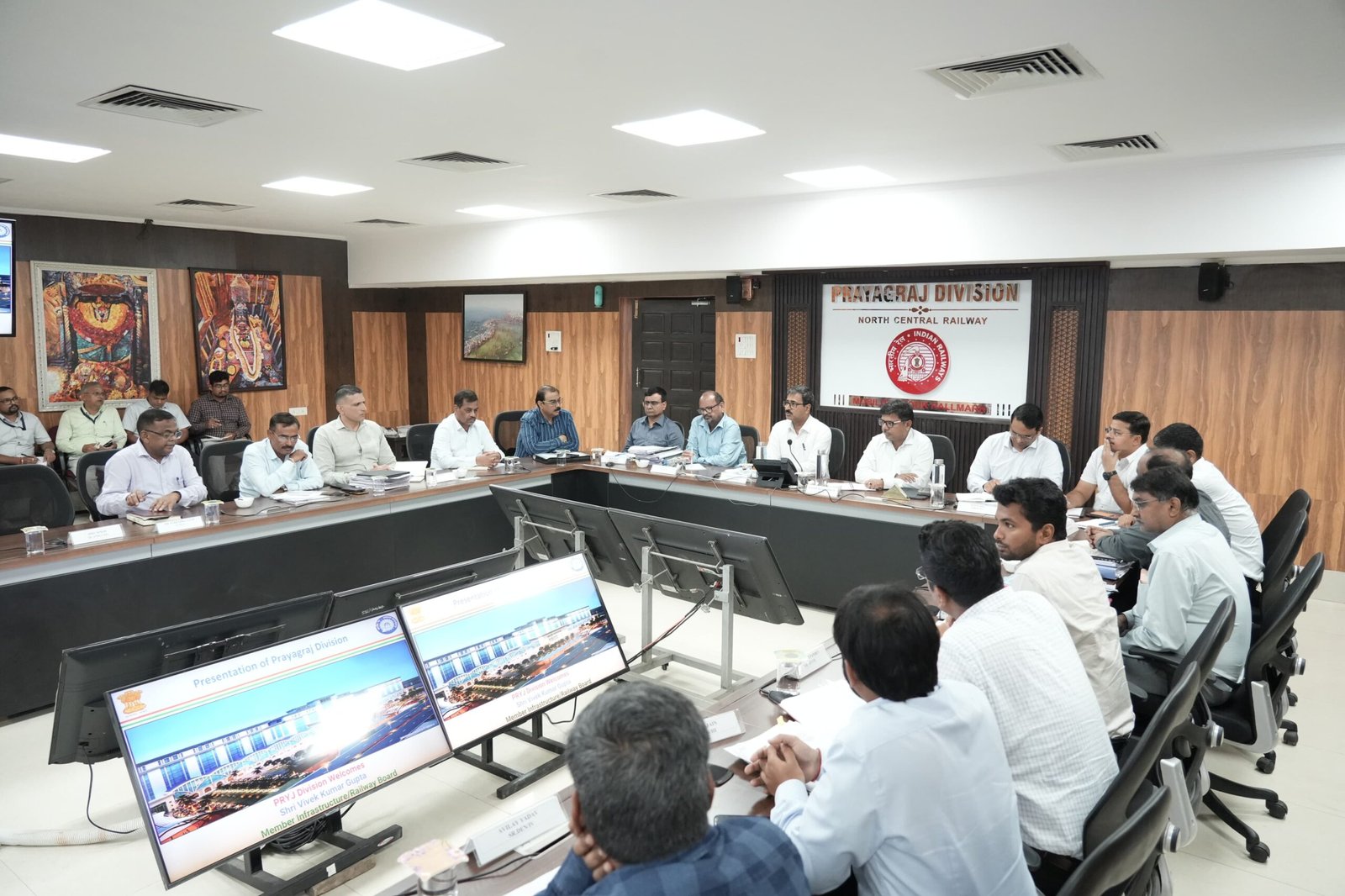 up-prayagraj-ncr-railway-bord