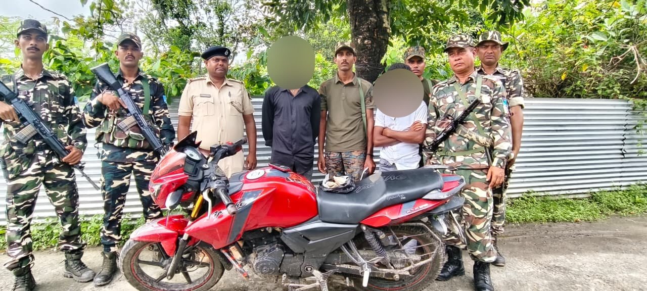 brown-sugar-seized-two-smugglers-arrest